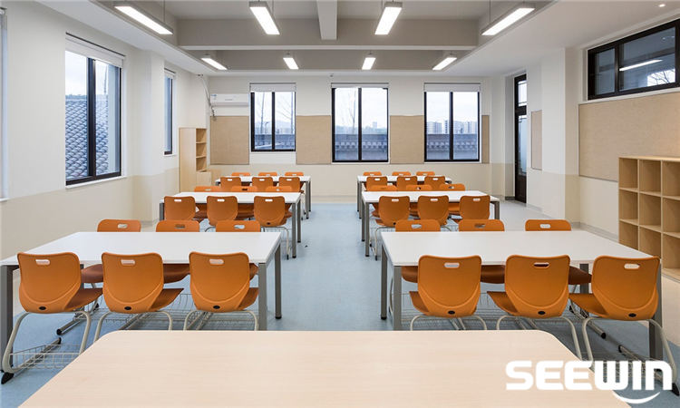 學校家具